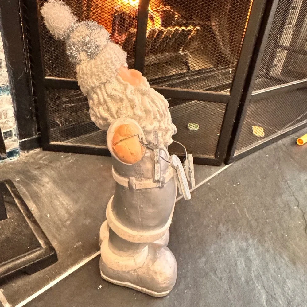 Charming‎ Santa Claus Figurine Christmas Holiday Decor Tabletop Display